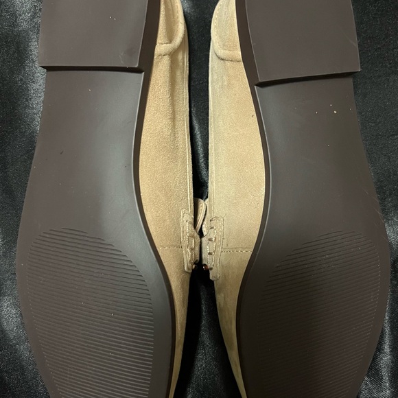 Camel colored loafers - Picture 5 of 10